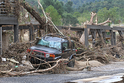 Hurricane Helene Aftermath : North Carolina : Personal Photo Projects : Photos : Richard Moore : Photographer